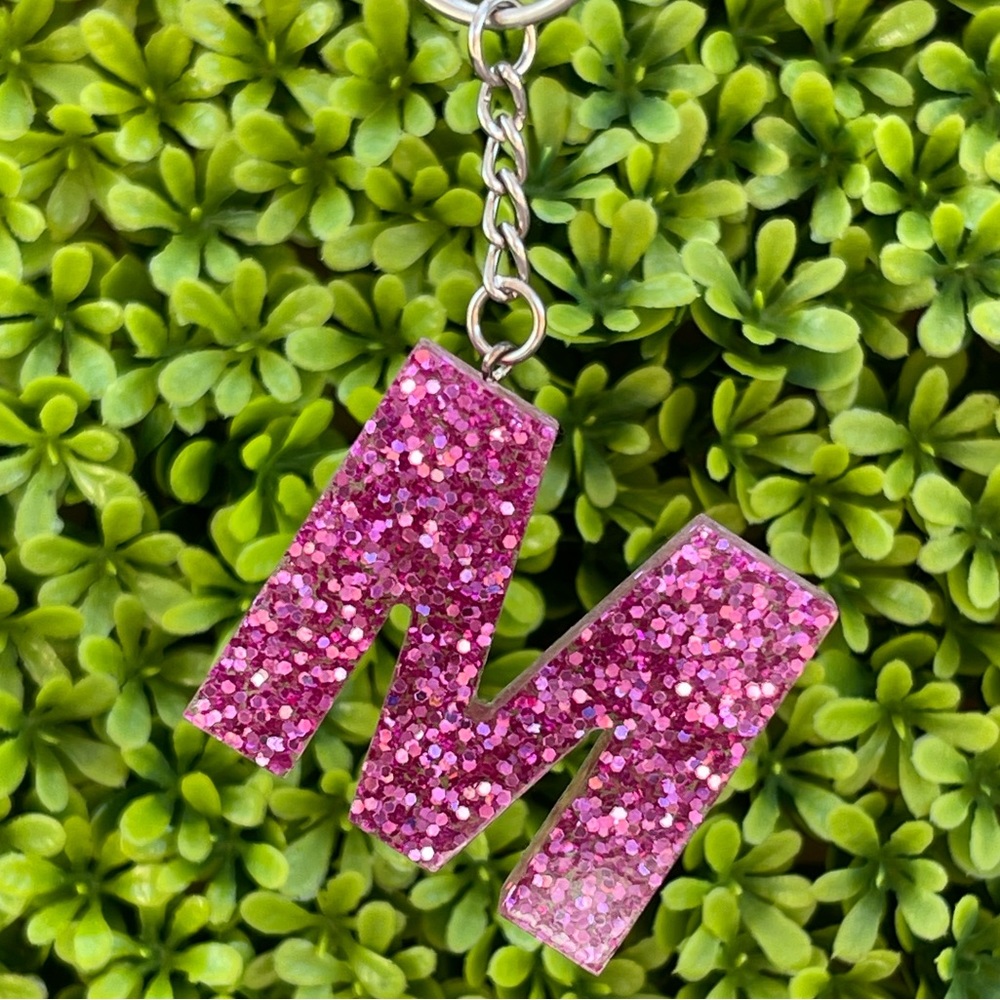 Monogrammed Resin Keychain - Picture 3 of 7